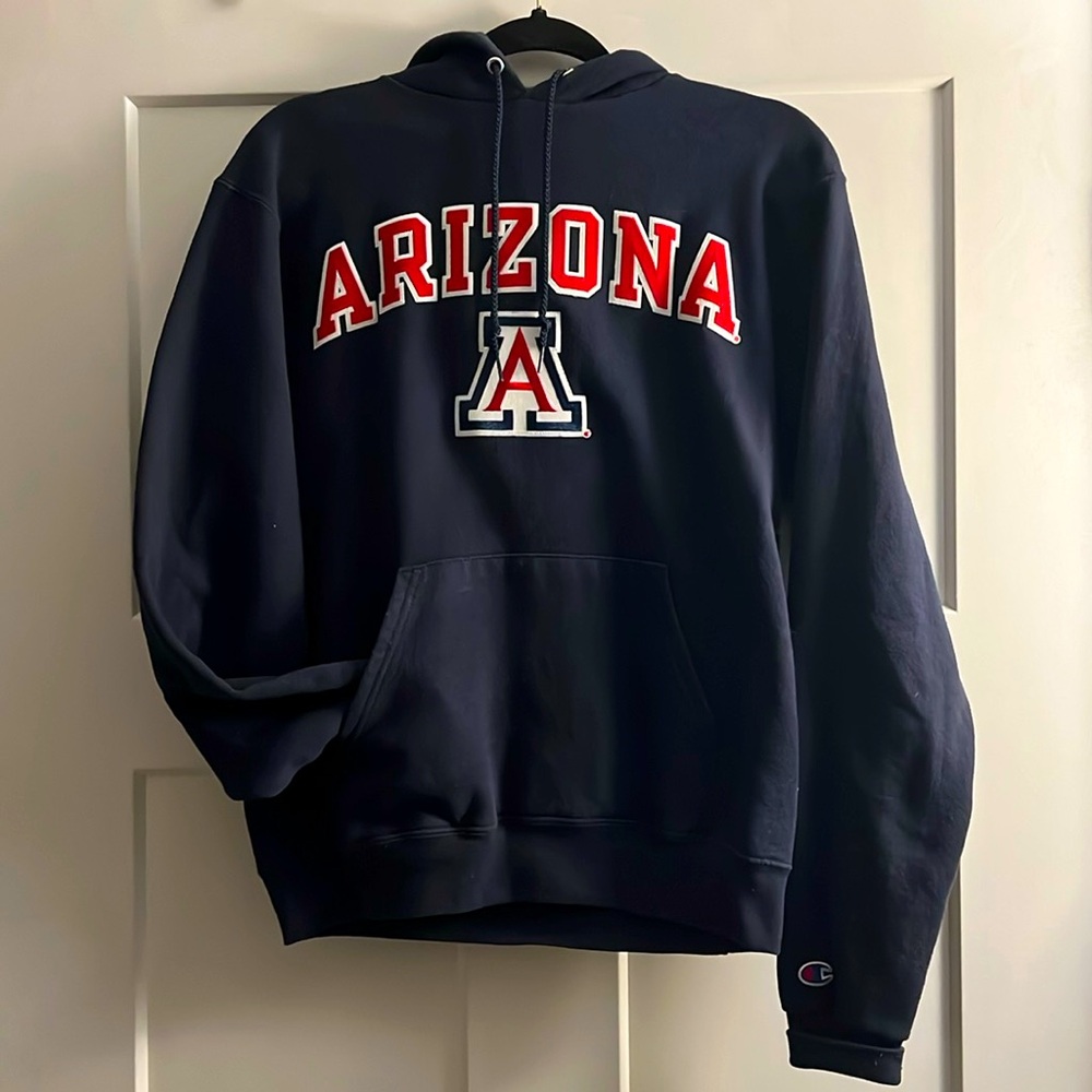 Men’s university of Arizona champion hoodie size small